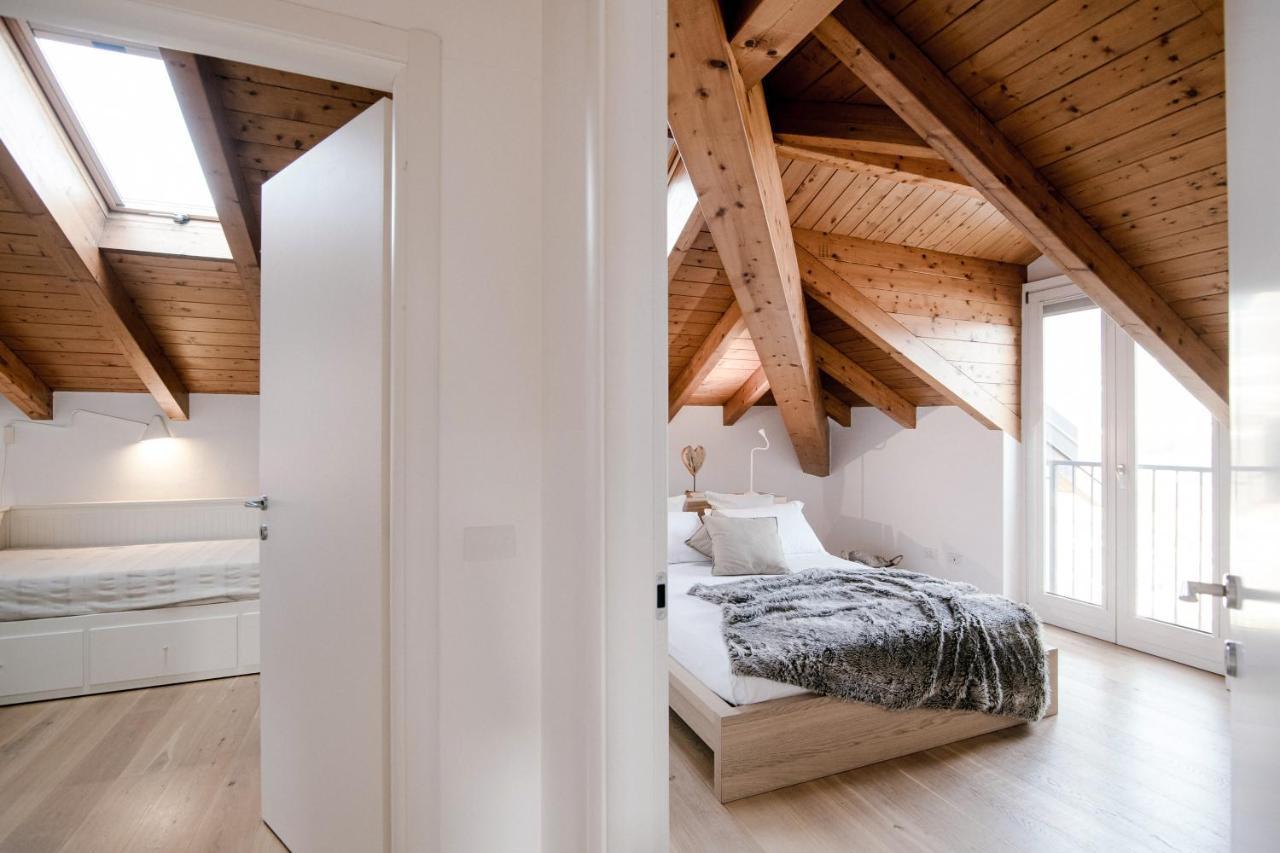 Modern Luxury Attic - BymyhomeinCôme Extérieur photo